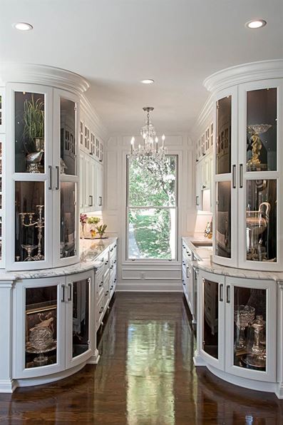 Mirrored Mullions Pantry